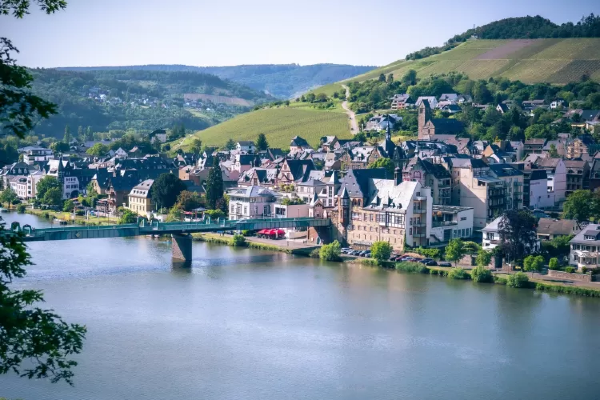 Rio Mosel, em Traben-Trarbach, na Alemanha