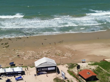 Pelo menos 15 pessoas sofreram lesões por causa de águas-vivas na praia da Taíba 