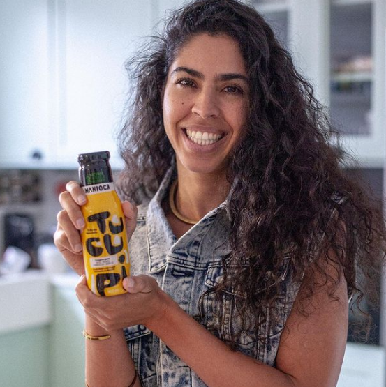 Bela Gil é culinarista e apresentadora de TV baiana. Destacou-se no programa Bela Cozinha, na GNT. 