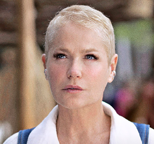 Xuxa, ex-modelo e apresentadora gaúcha, também é empresária e filantropa. 