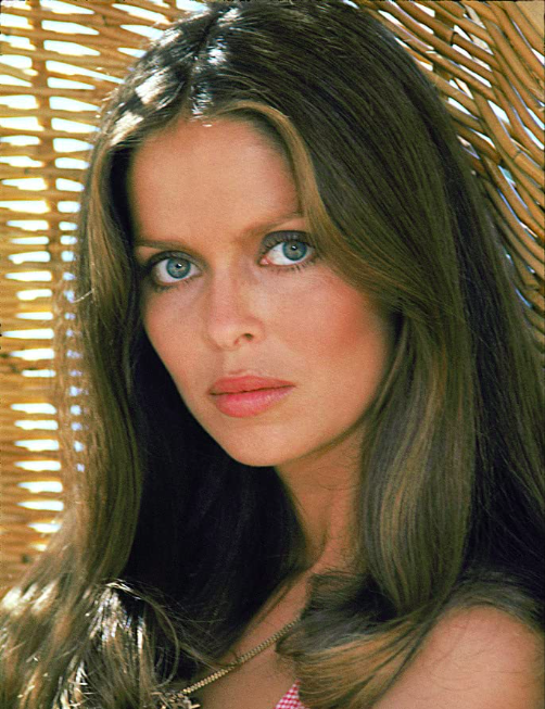 Major Anya Amasova (Barbara Bach) em “007: O Espião que me Amava” (1977)