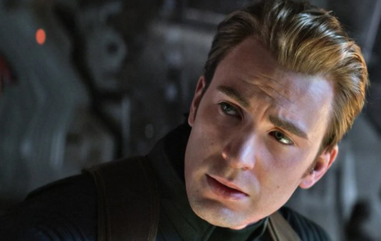 Chris Evans - Nascido em Boston, em 13/6/1981, tem ascendência italiana materna. Começou a carreira em 1997 e seu primeiro papel de destaque foi o Tocha Humana no Quarteto Fantástico (2005).  É o Capitão América nos filmes da Marvel. 