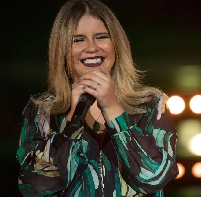 Marília ficou conhecida por suas composições empoderadas, que abordavam temas como o amor, o desamor, a traição e a superação, com tudo sob uma perspectiva feminina forte e autêntica.