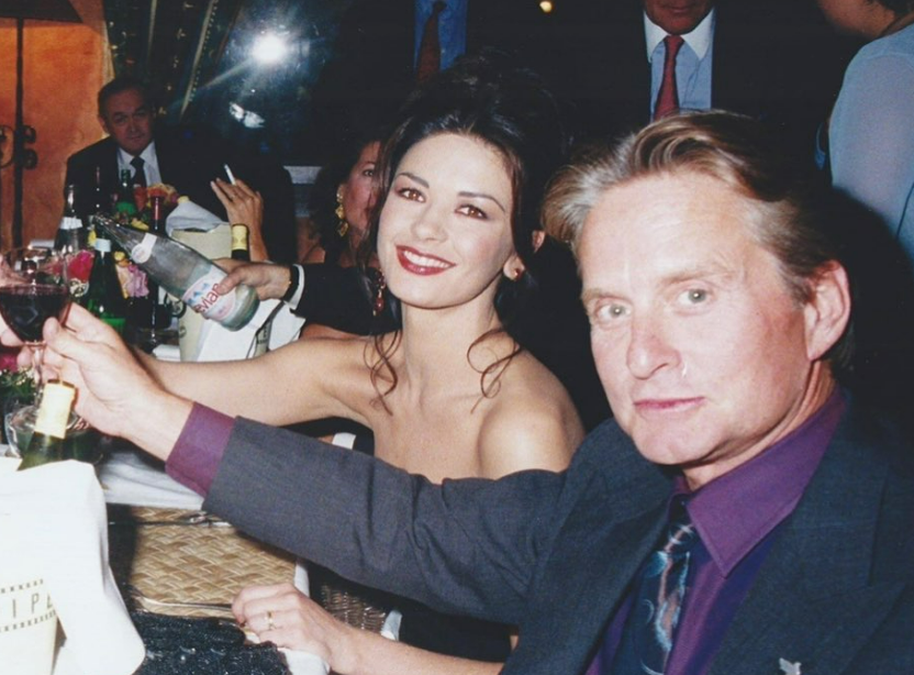 Mas também houve percalços. Em 2009, o ator foi diagnosticado com um câncer na garganta.Em janeiro de 2011, ele ficou curado.  A atriz foi  internada no mesmo ano para tratar de um transtorno bipolar. 