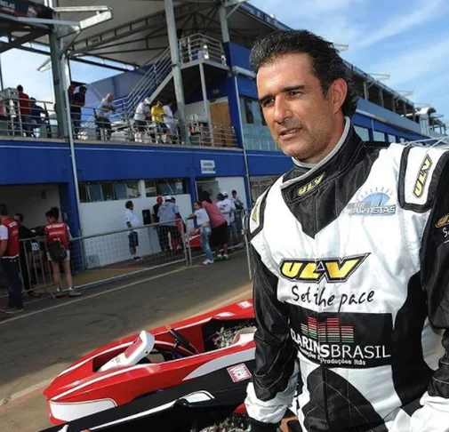 Marcos Pasquim - O ator paulista, nascido em 14/6/1969, que também é piloto, pegou seu prenome e colou no apelido Pasquim, que ele recebeu ainda na infância, por fazer muitas piadas inspiradas no jornal Pasquim, semanário de humor que existiu entre 1969 e 1991.