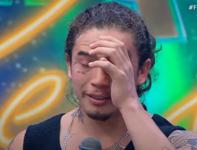 Apesar do sucesso, Whindersson também ficou conhecido por ser alguém que fala abertamente sobre sua luta contra a depressão e a saúde mental.