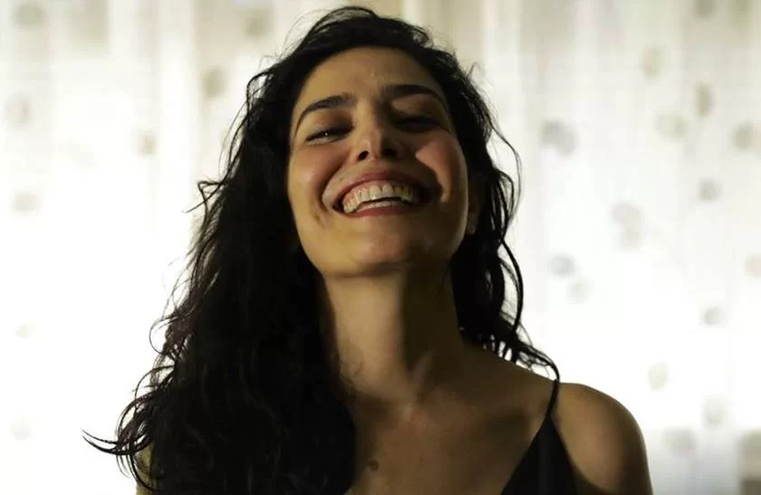 Quantas vezes eu perdia a amizade ou as pessoas ficavam magoadas comigo porque eu não conseguia sair de casa. Eu não conseguia ir ao cinema, porque é uma experiência sensorial muito forte, como se eu tivesse tendo um sonho premonitório que iria definir a minha vida, de tão sensível., afirmou em sua página no Instagram.