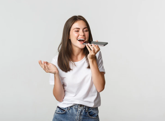 Muita gente não se dá conta, mas há cuidados necessários para que as cordas vocais e a garganta estejam sempre protegidas. 