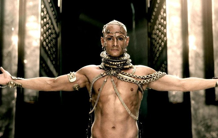 O papel de destaque de Santoro veio com 300 (2006), em que arrasou no papel de Xerxes. 