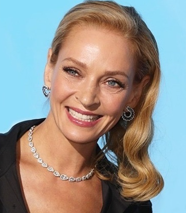 Uma Thurman - Atriz americana nascida em 29/4/1970. Inesquecível na cena da dança com John Travolta em Pulp Fiction: Tempos de Violência (1994).