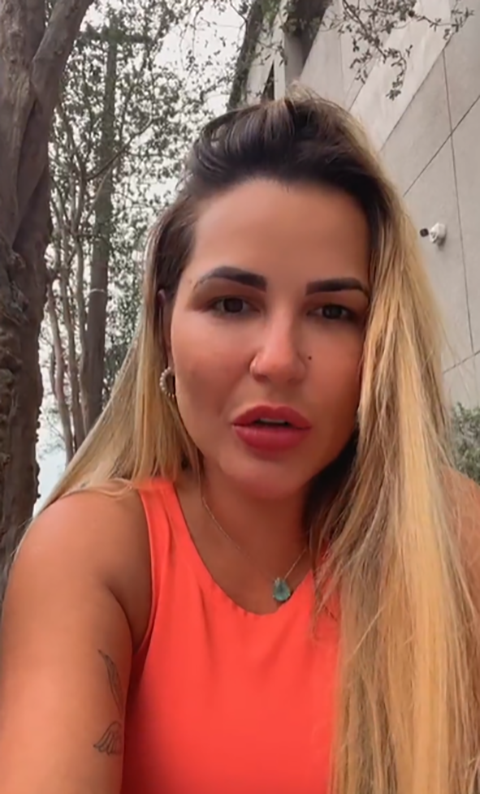 Após a fatalidade ela deu muitas entrevistas e foi citada sobre às versões da morte do cantor, que tinha 23 anos. Especulações sobre traições por parte do MC, incluindo no dia do falecimento, também foram mencionadas na época. 