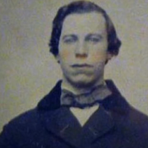 Este homem foi fotografado em 1890 e se parece tanto com uma celebridade atual que o retrato foi vendido por 50 mil dólares. 