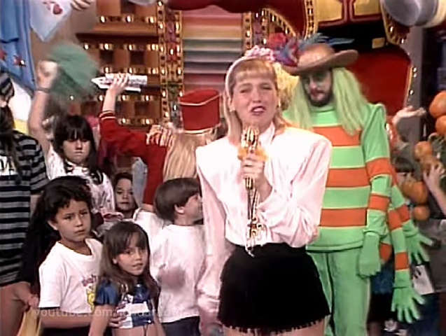 No entanto, foi na TV Globo que Xuxa alcançou o estrelato absoluto com o Xou da Xuxa, que estreou em 1986.