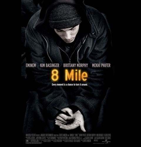 Ele faturou o Oscar pela trilha do filme 8 Mile: Rua das Ilusões (2002), o Emmy pela apresentação no Superbowl de 2002 e já ganhou 15 Grammys! 