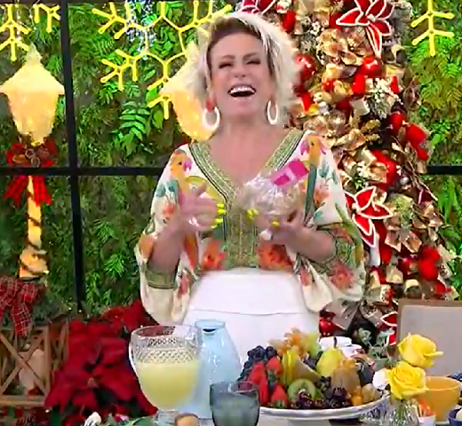 Alvo de memes e causadora de grandes momentos na televisão brasileira, a apresentadora Ana Maria Braga segue na ativa. E você sabia que a cantora Katy Perry é fã dela? Saiba essa e outras curiosidades sobre este ícone da TV tupiniquim.