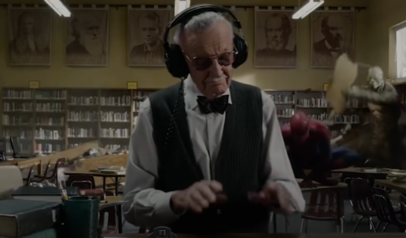 Um dos momentos mais divertidos de Lee em cena foi em O Espetacular Homem-Aranha (2012). Stan Lee está ouvindo música com fone de ouvido, enquanto o Homem-Aranha e o Lagarto entram em guerra e quebram tudo na sala.