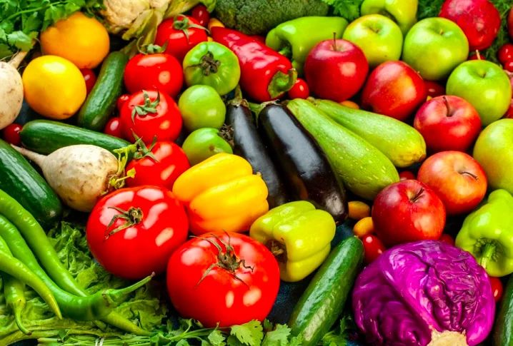 11º) Ródano-Alpes, França: A culinária dessa região do sul da França é uma combinação de influências francesas, italianas e suíças. Caracteriza-se pelo uso de ingredientes frescos e de alta qualidade, como carnes, queijos, legumes, azeite e vinho.