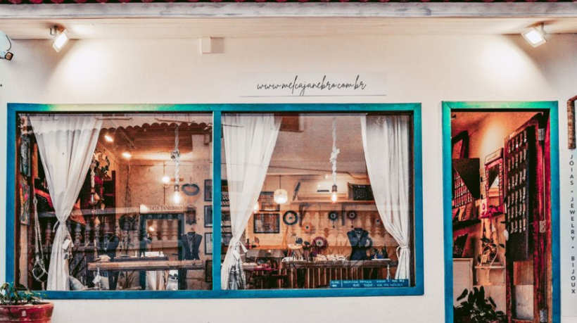 Melca Janebro é empresária e tem uma loja de acessórios 