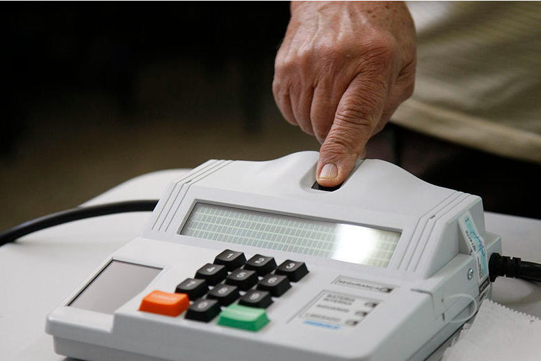 Cabo Verde, Costa Rica, Chile, Colômbia, Panamá, Filipinas, Indonésia, Malásia, Gana, Botsuana, África do Sul, Quênia, Tanzânia, Zâmbia, Jamaica, Trinidad e Tobago, República Dominicana, Paraguai, Uruguai, Portugal, Suécia, Eslovênia, Letônia, Lituânia, Essuatíni e Barbados.