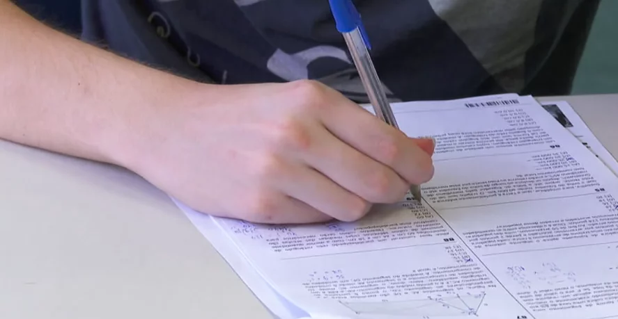 Em 1999, o número de instituições de ensino superior que utilizam as notas do Enem saltou de 2 para 93.