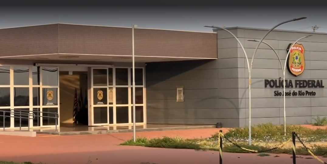 Agentes federais desconfiaram da movimentação financeira de duas empresas. Em cerca de um ano, elas somaram R$ 180 milhões, mas suas sedes eram casas simples de dois bairros de São Jose do Rio Preto.