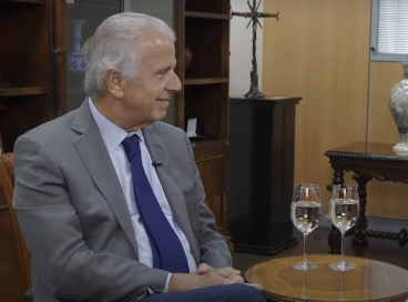 Ministro de Estado da Defesa é o último entrevistado da 21ª edição do projeto Grandes Nomes, Grandes Entrevistas. 