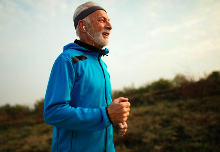Segundo os cientistas, muitos benefícios do exercício físico e da restrição calórica estão ligados ao aumento dos níveis de lactatos e cetonas no organismo, substâncias que funcionam como combustível para as células.