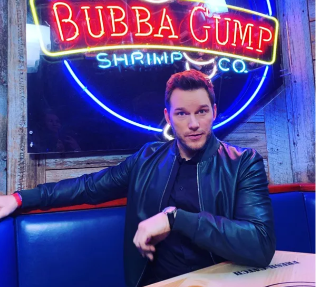 O galã de Guardiões da Galáxia trabalhava como garçom no Bubba Gump, no Havaí, e diz que costumava comer camarão do prato dos clientes.  Uma cliente, a atriz Rae Dawn Chong, o indicou para o cinema.