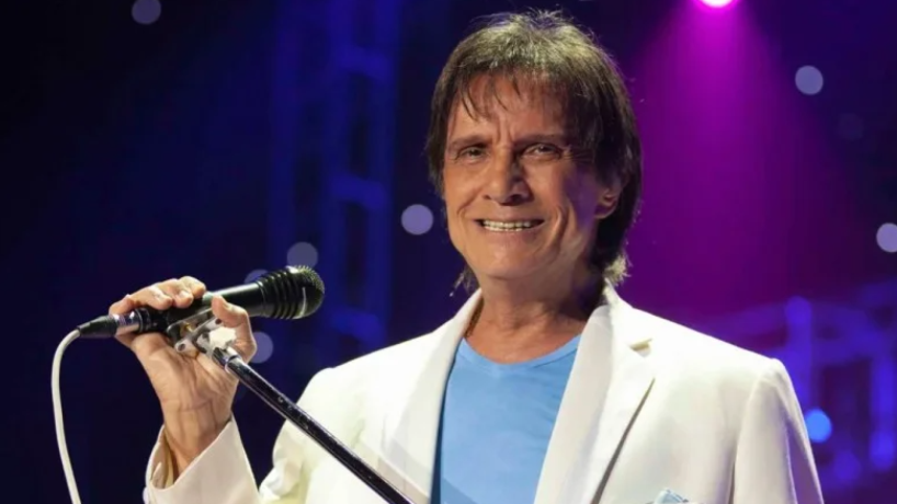 Após os exames no hospital Arcanjo São Miguel, o cantor e outras três pessoas da sua equipe foram liberadas 