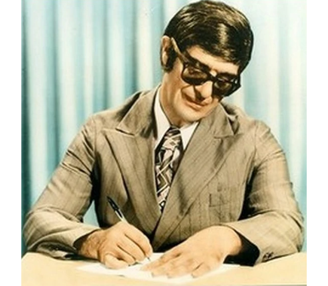 O Brasil teve um dos maiores médiuns do mundo: Chico Xavier (1910-2002), que psicografou 459 livros, doando todos os direitos autorais, com registro em cartório, para instituições de caridade. Mineiro de Pedro Leopoldo, construiu uma trajetória de devoção e solidariedade sem enriquecer com a mediunidade. 