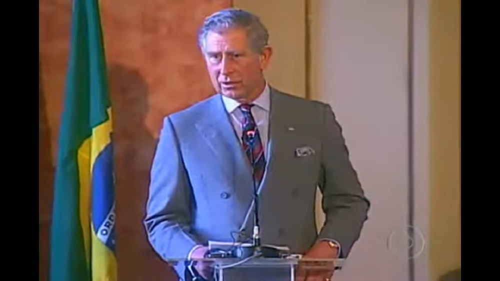 Charles ainda esteve no Brasil em outras três oportunidades, sendo a última em 2009, quando esteve aqui na companhia da esposa Camilla. Na época, ele fez uma palestra sobre os efeitos das mudanças climáticas.