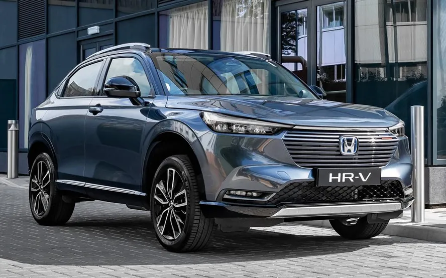 17º - Honda HR-V: 50.385 (unidades vendidas) - É compacto, com motor flex, transmissão automática CVT e tração dianteira. O modelo está disponível em quatro versões: EX, EXL, Advance e Touring.