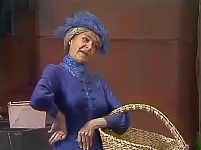 Angelines Fernández, Dona Clotilde (a Bruxa do 71), morreu aos 69 em 1994.