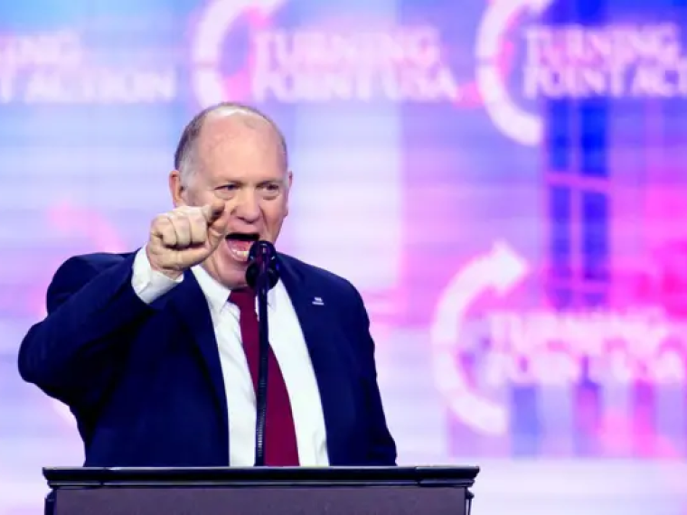 BBC News Brasil: Quem é o 'czar da fronteira' de Trump que promete comandar deportações em massa BBC News Brasil: Quem é o 'czar da fronteira' de Trump que promete comandar deportações em massa