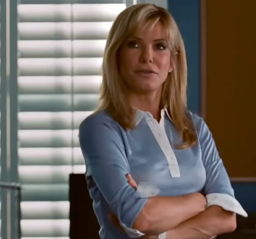 Uma curiosidade é que a atriz morre de medo de avião. Em 2000, ela sofreu um acidente com seu próprio jato. Os pilotos não enxergaram as luzes na pista de pouso por causa de problema técnico e a aeronave perdeu o controle. Ela não se machucou.