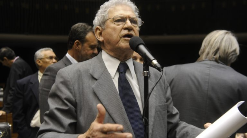 Morre aos 90 anos o político Humberto Souto