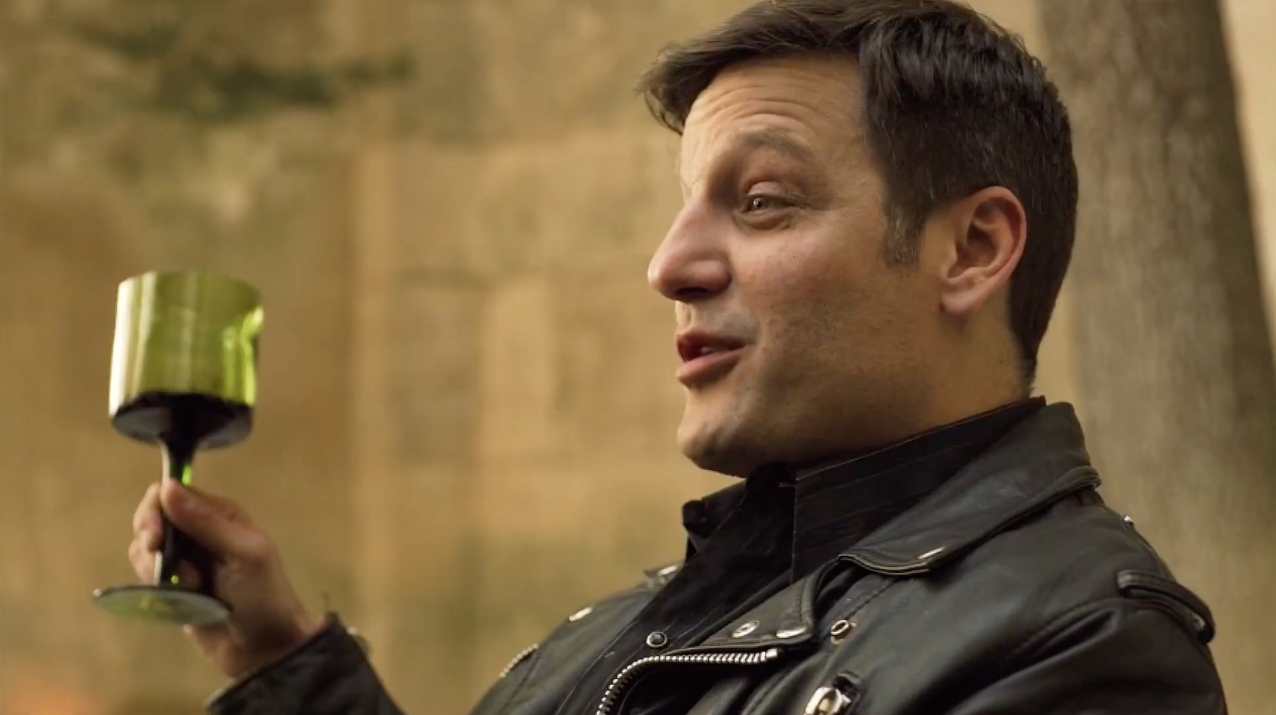 Personagem Palermo:  a) Martín Berrote;  b) Mário Rodriguez;  c) Miguel Loriente;  d) Roberto Romero