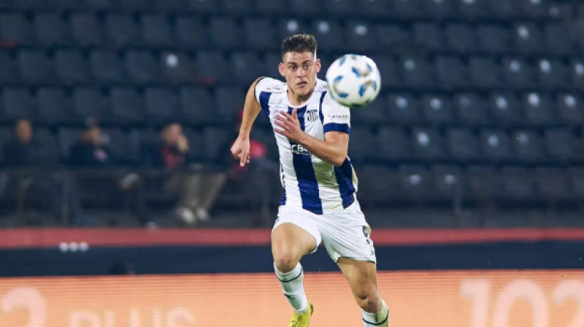 Atacante marcou 14 gols na temporada passada