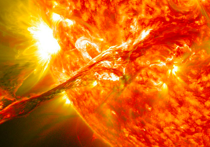 No evento, os cientistas que observam o comportamento do Sol notaram um aumento nas manchas solares, muito além das previsões iniciais.