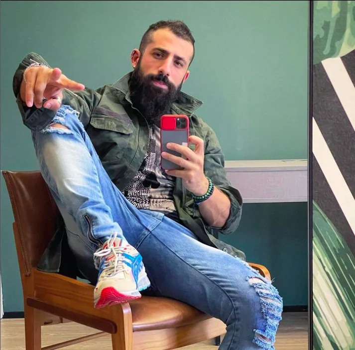 Kaysar Dadour - Um dos queridinhos do BBB 18, Kaysar nasceu em Alepo, na Síria. Ele conquistou o Brasil com seu carisma e uma história de vida emocionante.