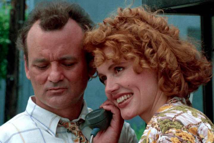 A atriz Geena Davis chegou a lançar um livro revelando ter sofrido assédio do ator durante as gravações do filme “Não Tenho Troco” (1990).  