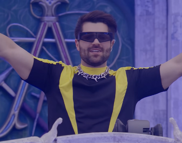 Alok continuou a lançar singles e álbuns de sucesso, como “Big Jet Plane” e “Don’t Say Goodbye”, consolidando-se como um dos principais DJs do mundo. 