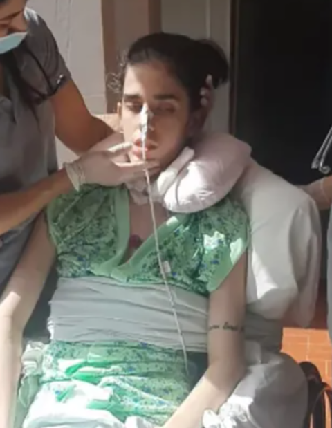 [...] O coração não estava bombeando sangue para o corpo. E ele gera uma lesão que é irreversível e tem um potencial de gravidade muito grande, explicou Rubens Dias, médico que atendeu a jovem.