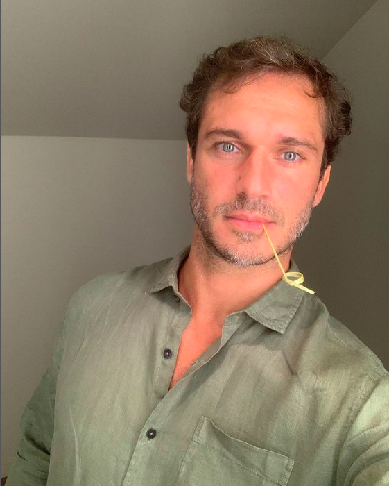 Paulo Rocha - Natural de Setúbal, Portugal, o ator se destacou em novelas brasileiras como “Fina Estampa” (2011), “Totalmente Demais” (2015) e “Império” (2014). 