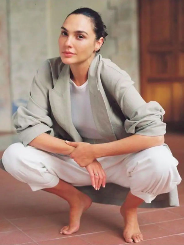 “Não tenho um tipo preferido de personagem. Acho que foi muito divertido interpretar a Rainha Má. Tinha algo muito prazeroso nesse papel por se tratar de um conto de fadas, disse a atriz em entrevista à Vogue Hong Kong.
