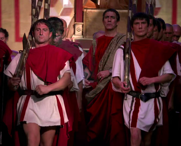 O Império Romano atingiu seu apogeu no século II d.C., sob o reinado de Trajano. Durante esse período, o império era governado de forma eficiente e próspera. A economia florescia, a cultura florescia e a paz reinava.