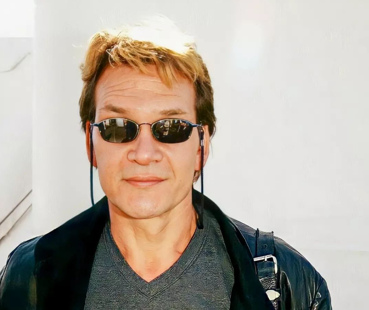 Em 2008, Patrick Swayze começou a se tratar de câncer no pâncreas. Ele teve o diagnóstico da doença depois de pensar inicialmente que sofria de indigestão crônica. 