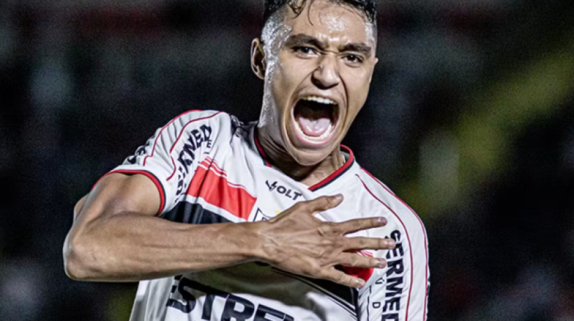 Submetido ao protocolo de morte cerebral e algumas cirurgias depois de um acidente de carro, o jovem de 19 anos deixou o hospital 