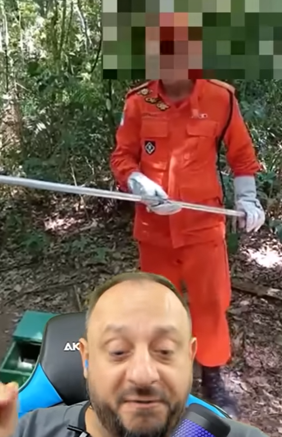 Você soube que agentes da Defesa Civil do Rio de Janeiro confundiram uma cobra píton com uma jiboia e soltaram a fera na Floresta da Tijuca? A denúncia do biólogo Henrique, especializado em cobras, mostrou como a semelhança entre serpentes exige conhecimento antes de qualquer atitude. O FLIPAR mostrou e republica para quem não viu. 