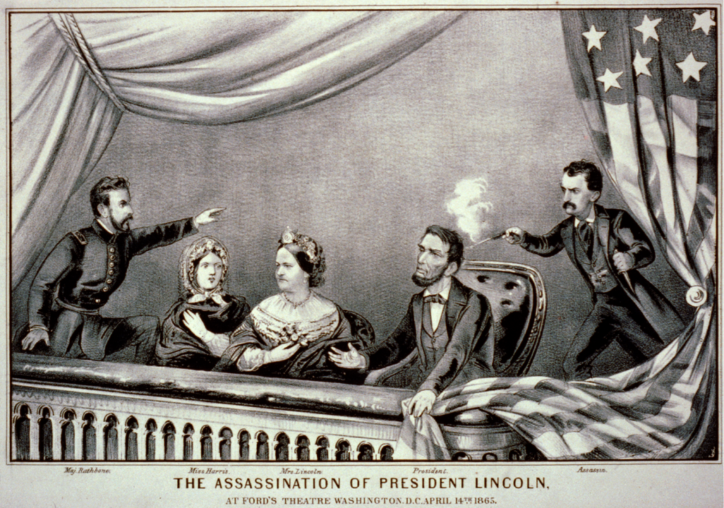 Em 14 de abril de 1865, quando tinha 56 anos, Lincoln foi assassinado quando assistia a uma peça no Teatro Ford, em Washington. O autor dos disparos foi John Wilkes Booth, ator que fazia parte de uma conspiração dos estados confederados. 
